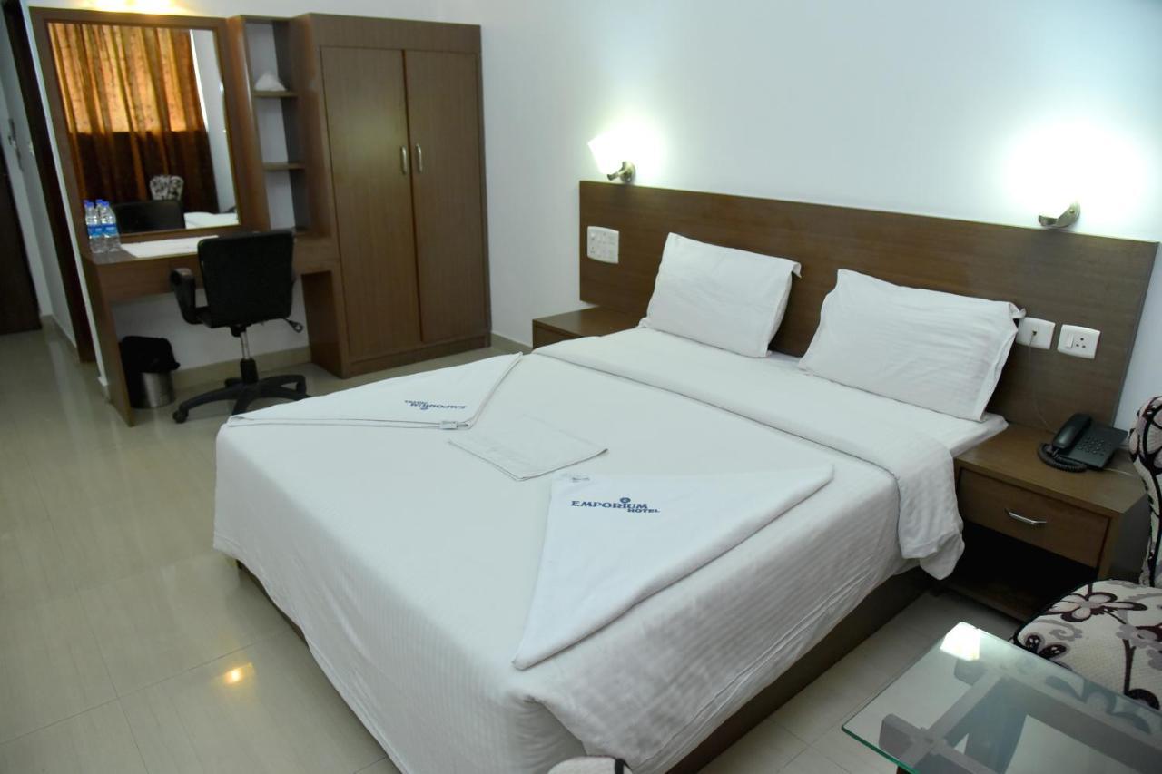 Emporium Hotel Mangalore Dış mekan fotoğraf