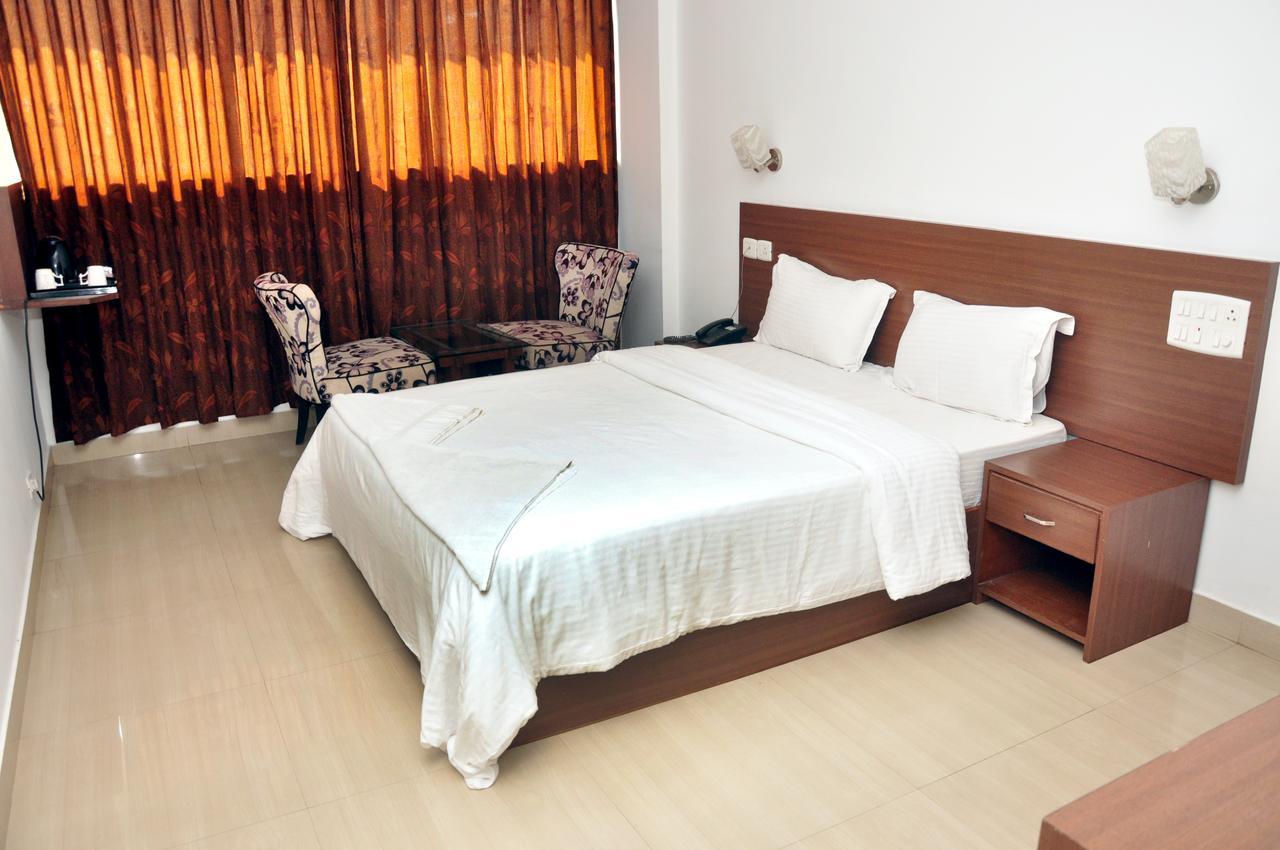 Emporium Hotel Mangalore Dış mekan fotoğraf